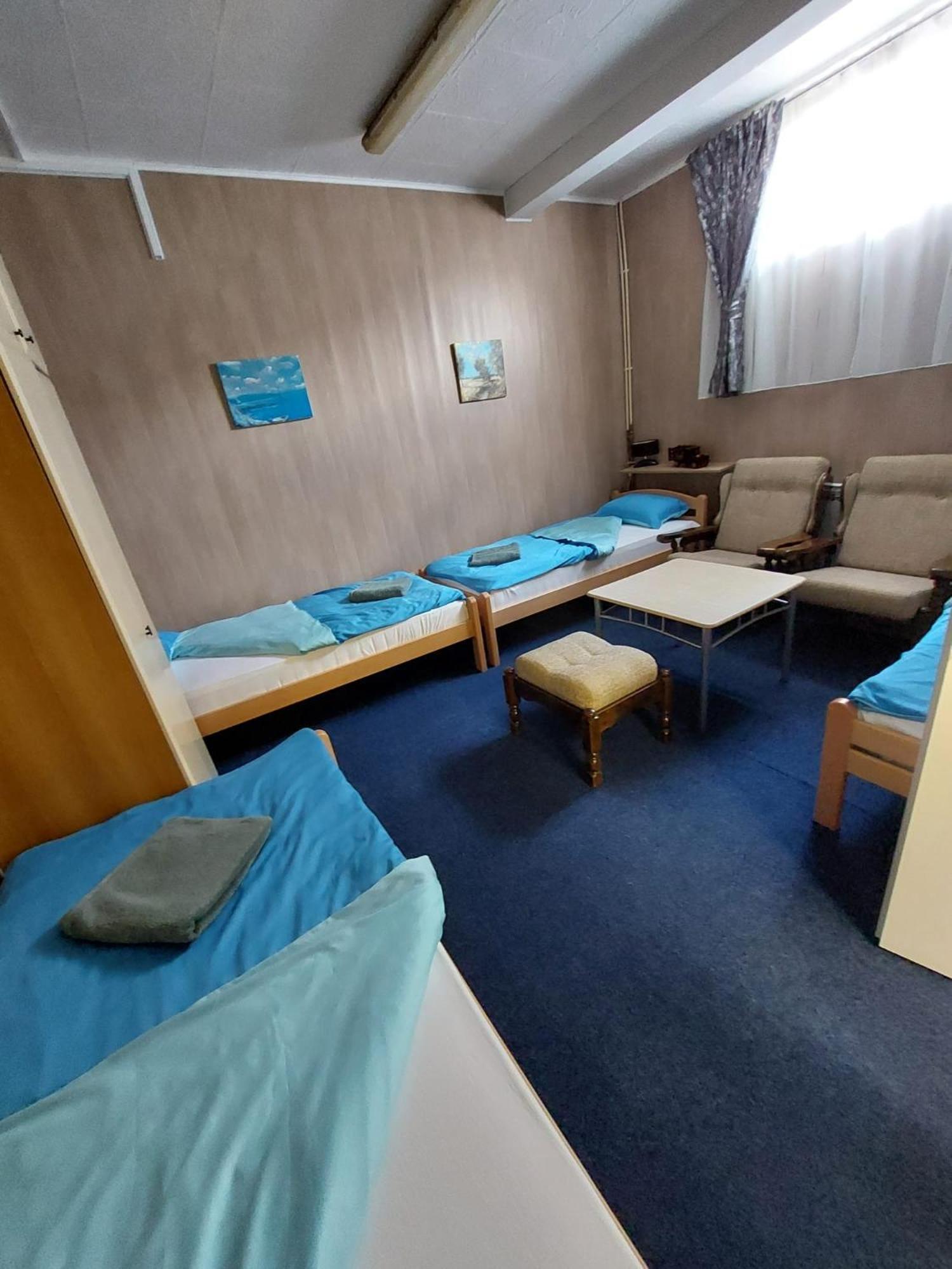 Hostel Suzzzy Novska Extérieur photo
