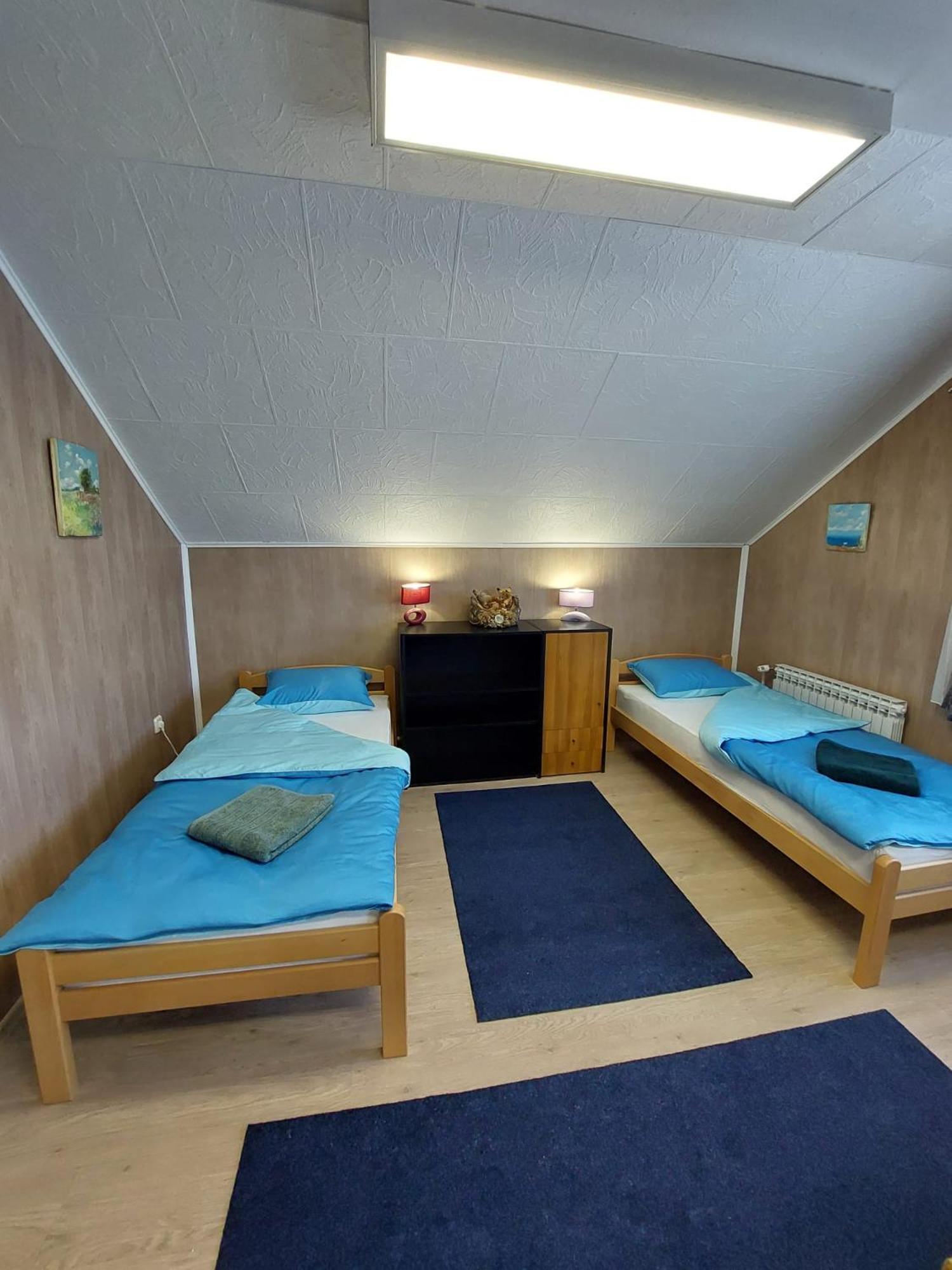 Hostel Suzzzy Novska Extérieur photo
